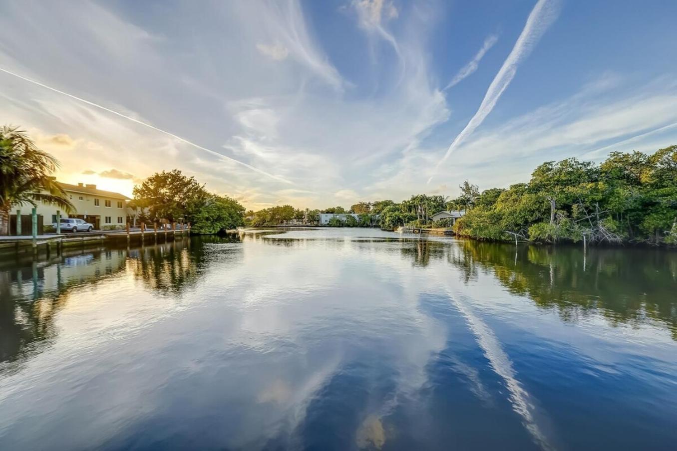Waterfront Apartment Private Patio Pool Fort Lauderdale Extérieur photo
