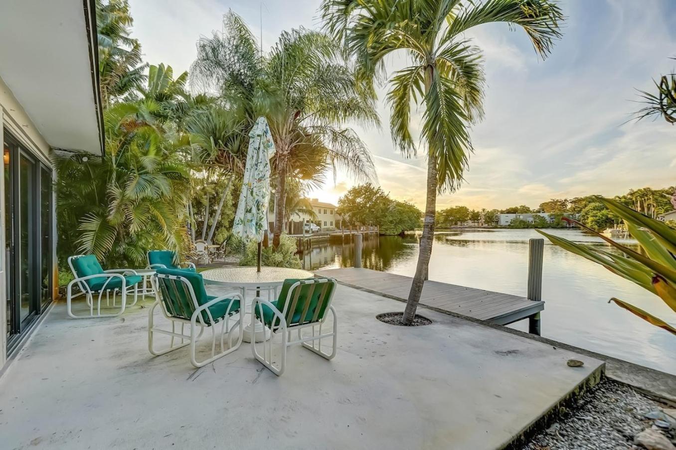 Waterfront Apartment Private Patio Pool Fort Lauderdale Extérieur photo